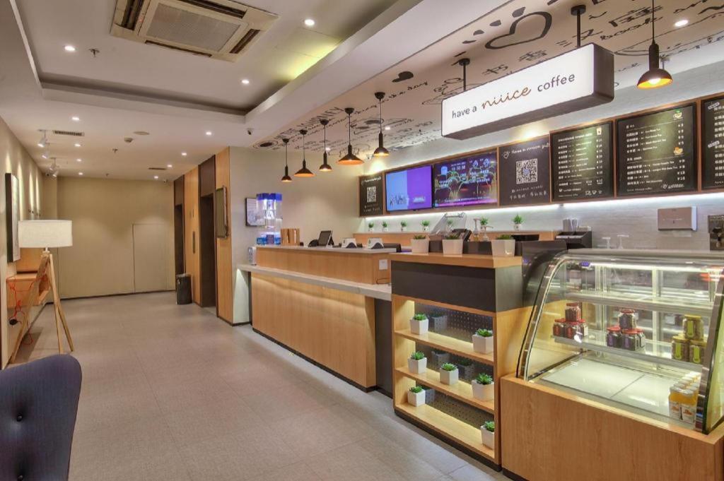 Hanting Hotel Ningbo Tian Yi Square Newbranch Exterior photo