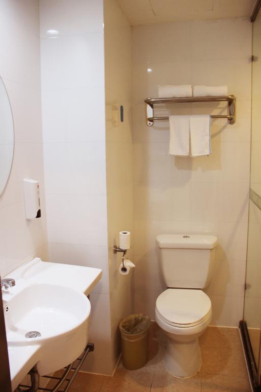 Hanting Hotel Ningbo Tian Yi Square Newbranch Room photo